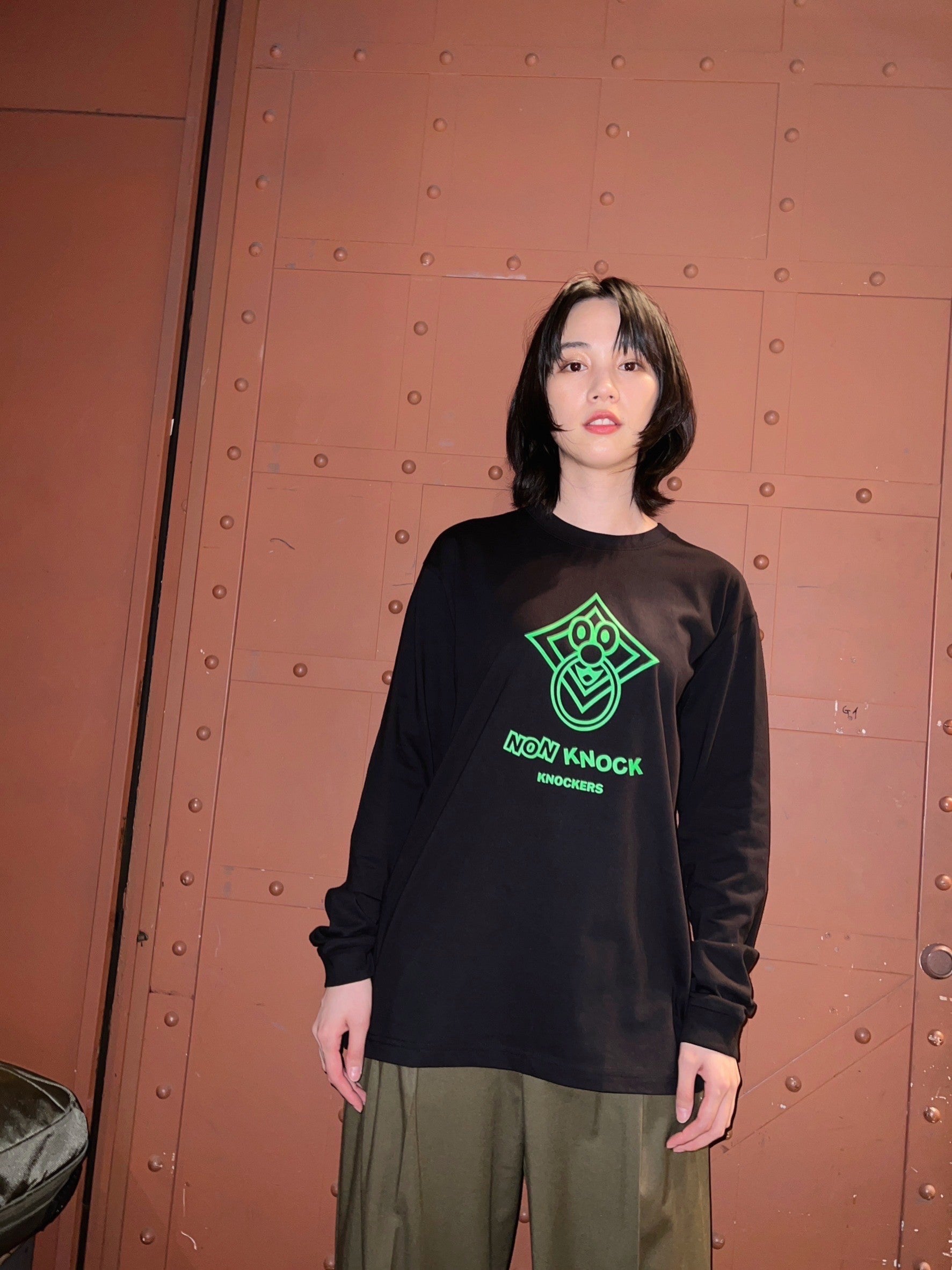 コンコンくんロンT（Black） – NON GOODS SHOP